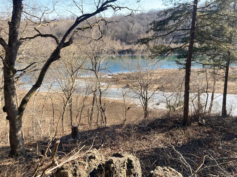 Stunning River Frontage Lots on Kin : Shell Knob : Barry County : Missouri