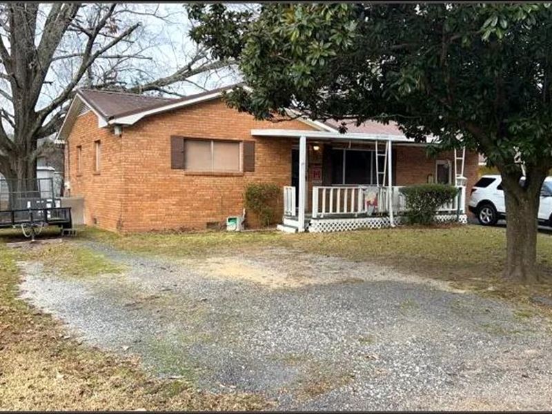 Home in Rankin County At 203 Pearl : Pearl : Rankin County : Mississippi