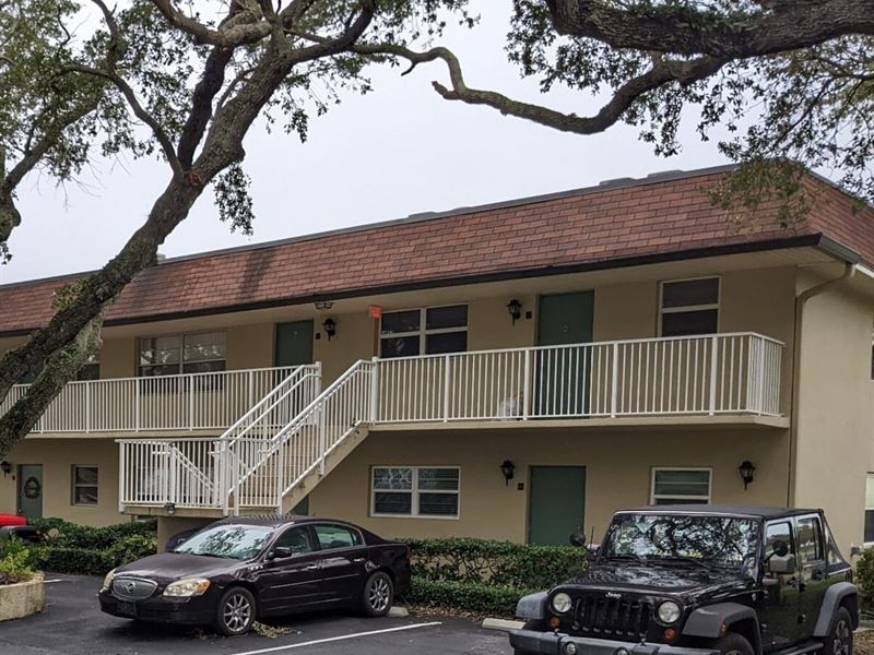 Condo with Banana River Access : Cape Canaveral : Brevard County : Florida