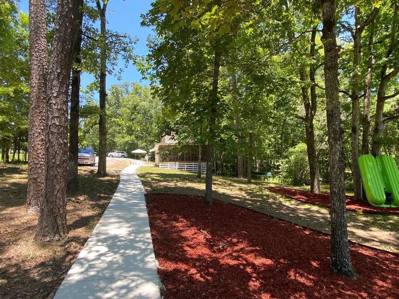 Cozy Cabin on Neely Henry Lake : Ashville : Saint Clair County : Alabama