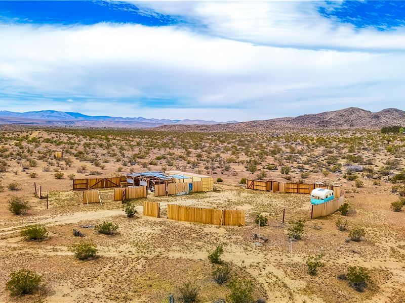 Off Grid Camp Compound with Trailer : Joshua Tree : San Bernardino County : California