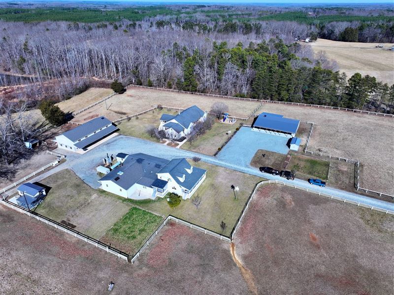 Serenity Stables 35 Acre Multig : Nathalie : Halifax County : Virginia