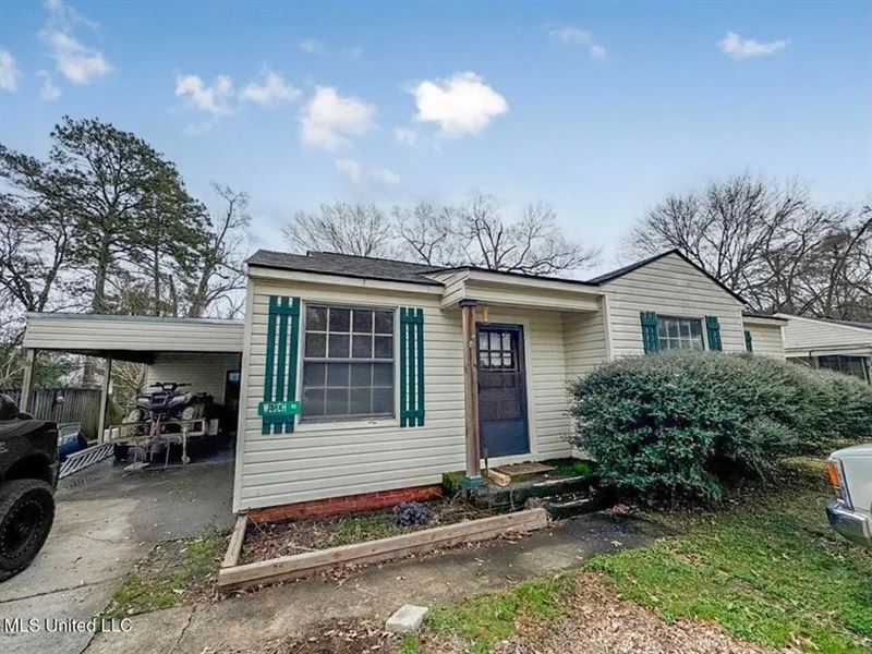 Beautiful Affordable Home in Natche : Natchez : Adams County : Mississippi