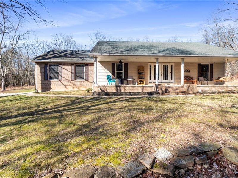 Brick Home Near Country Club : West Plains : Howell County : Missouri