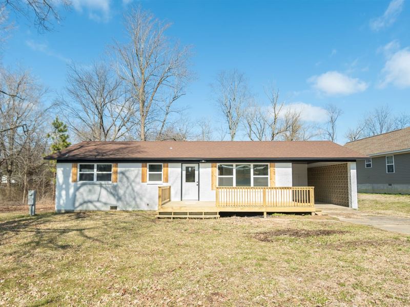 Beautifully Remodeled 2-Bed Home Fo : Bloomfield : Stoddard County : Missouri