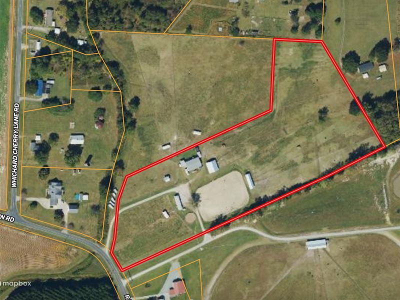 10.5-Ac Turnkey Horse Farm : Greenville : Pitt County : North Carolina