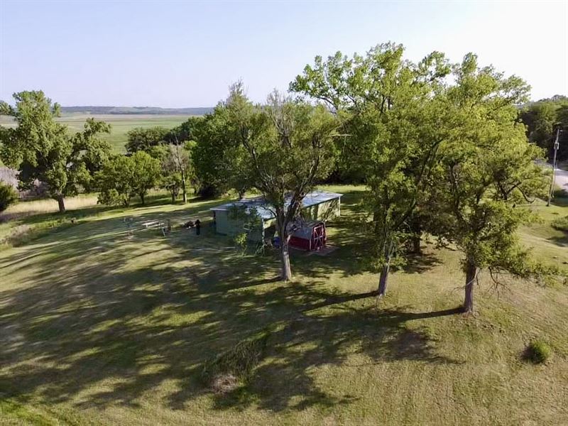 Tuttle Creek Getaway : Blue Rapids : Riley County : Kansas