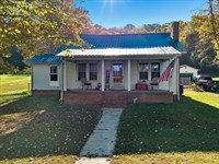 Farmhouse, Unrestricted 24.5 Acres : Rutledge : Grainger County : Tennessee