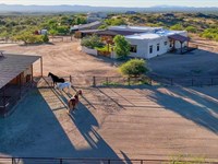 Exquisite Equestrian Estate : Oracle : Pinal County : Arizona
