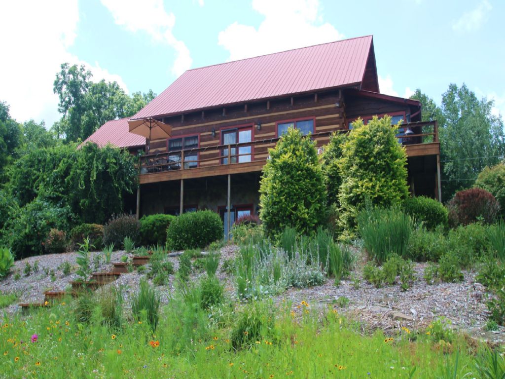 Mohican Dr - Cabin Rental Business : New Marshfield : Athens County : Ohio